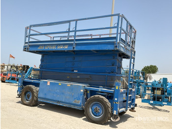 Plataforma de Tijera/ Plataforma de tesoura JLG