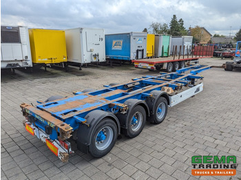 Semireboque transportador de contêineres/ Caixa móvel KRONE SD
