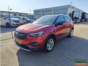 Automóvel OPEL