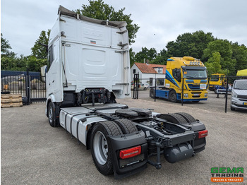 Tractor DAF XG+ 4x2 Euro6E - MEGA/Lowdeck - Retarder - Dubbele tanks - MirrorCam - 3 DVS StarRating: foto 4