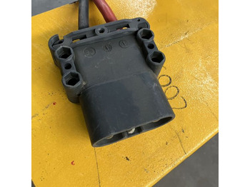 Sistema elétrico de Equipamento de movimentação Hawker 24V/70A powertech HF: foto 5