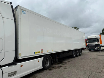 Semireboque isotérmico KRONE