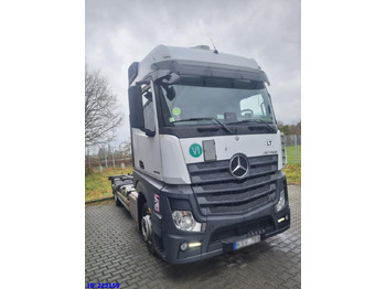 Caminhão chassi MERCEDES-BENZ Actros 2542
