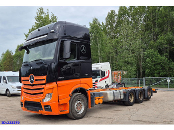 Caminhão chassi MERCEDES-BENZ Actros