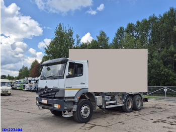 Caminhão chassi MERCEDES-BENZ Atego 2628