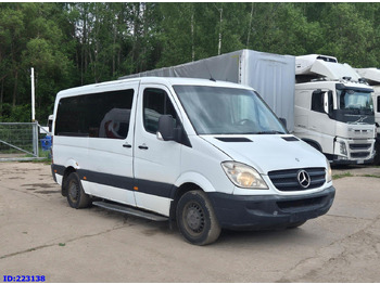 Autocarro MERCEDES-BENZ Sprinter 213