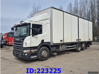 Caminhão furgão SCANIA P 380