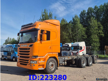 Caminhão chassi SCANIA R 580