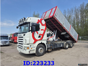 Caminhão basculante SCANIA R 620