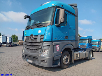 Tractor MERCEDES-BENZ Actros 1842