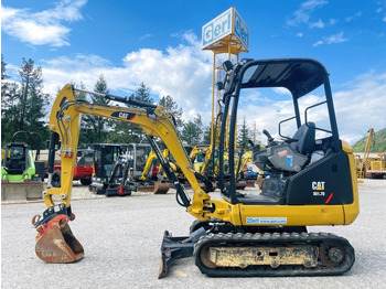 Mini escavadeira CATERPILLAR 301.7D
