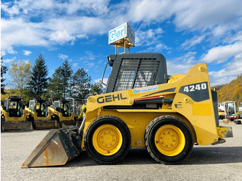 Mini carregadeira GEHL