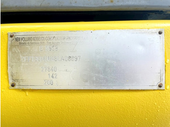 Escavadora de rastos Kobelco - New Holland E265B (4000): foto 3