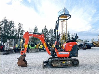 Mini escavadeira KUBOTA K008-3