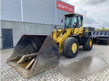 Carregadeira de rodas KOMATSU WA270