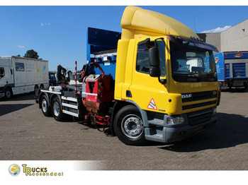 Caminhão de lixo DAF CF 75 310