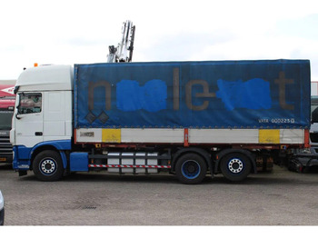 Caminhão com lona DAF XF 106.460 + Euro 6 + 6X2 + retarder + price is for complete incl combi: foto 2