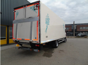 Caminhão furgão MAN TGM 12.250 + EURO 6 + LIFT: foto 4