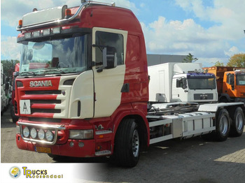 Caminhão chassi SCANIA R 470
