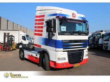 Tractor DAF XF 105