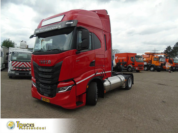 Tractor IVECO S-WAY