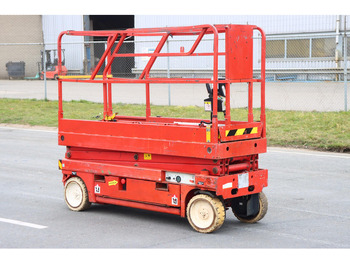 Plataforma de Tijera/ Plataforma de tesoura HAULOTTE Compact 8