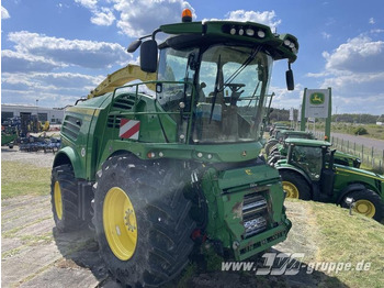 Trator JOHN DEERE 8400