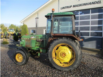 Locação de John Deere 2040 S  John Deere 2040 S: foto 3