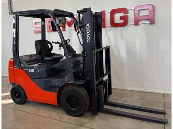 Empilhadeira TOYOTA FG 15