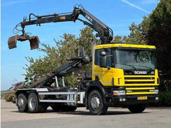 Caminhão com sistema de cabo SCANIA R114