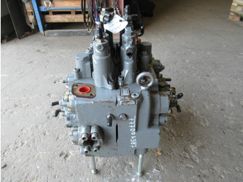 Válvula hidráulica de Máquina de construção Hitachi 4628664: foto 4