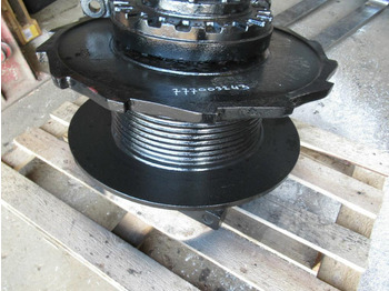 Molinete HITACHI