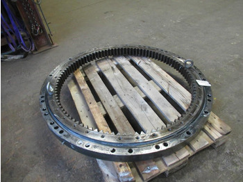 Coroa de giro KOMATSU