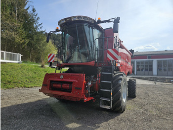 Ceifeira debulhadora CASE IH Axial-Flow