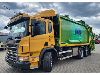Caminhão de lixo SCANIA P 360