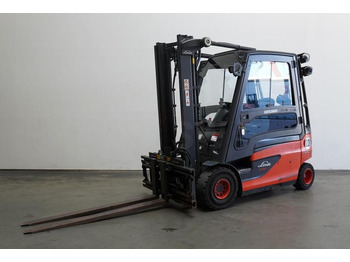 Empilhadeira elétrica LINDE E25