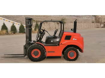 Empilhador todo-o-terreno nuevo QINGDAO PROMISING 3T 4WD Rough Terrain Forklift CPCD30: foto 2