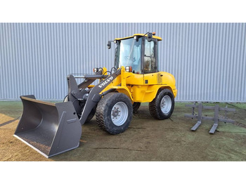 Carregadeira de rodas VOLVO L30B