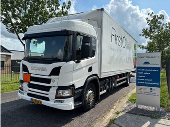 Caminhão furgão SCANIA P 280