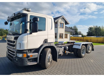 Caminhão chassi SCANIA P 360
