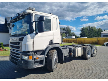 Caminhão chassi SCANIA P 360