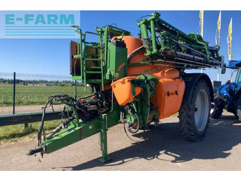 Pulverizador de arrastar AMAZONE