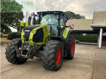 Trator CLAAS Axion 830