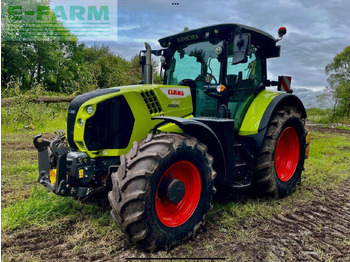 Trator CLAAS Arion 650