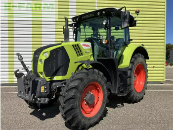 Trator CLAAS Arion 530