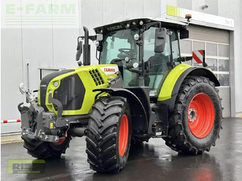 Trator CLAAS Arion 550