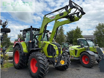 Trator CLAAS Arion 550