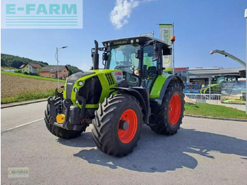 Trator CLAAS Arion 550