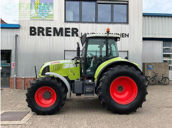 Trator CLAAS Arion 640