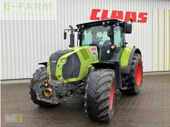Trator CLAAS Arion 640